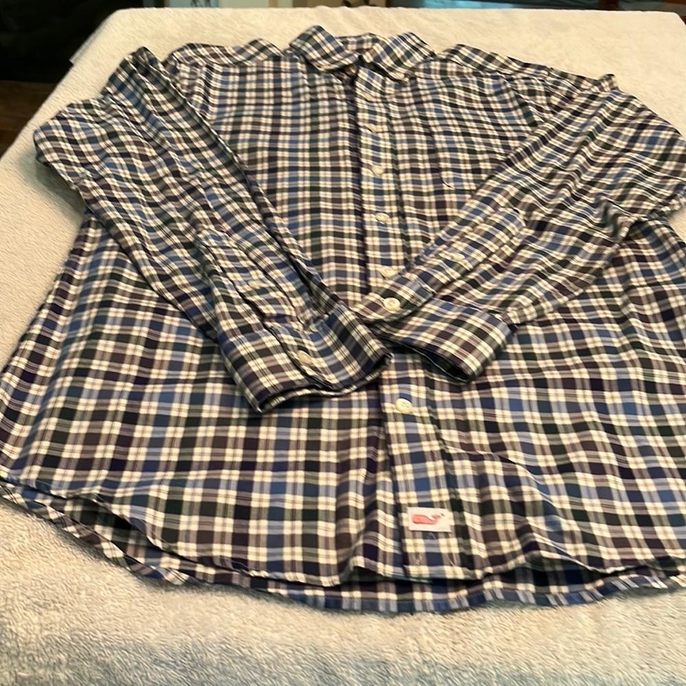 Vineyard Vines buttondown